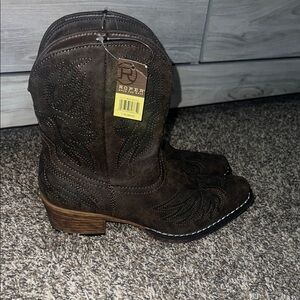 Roper Dark Brown Suede Western Short Boots